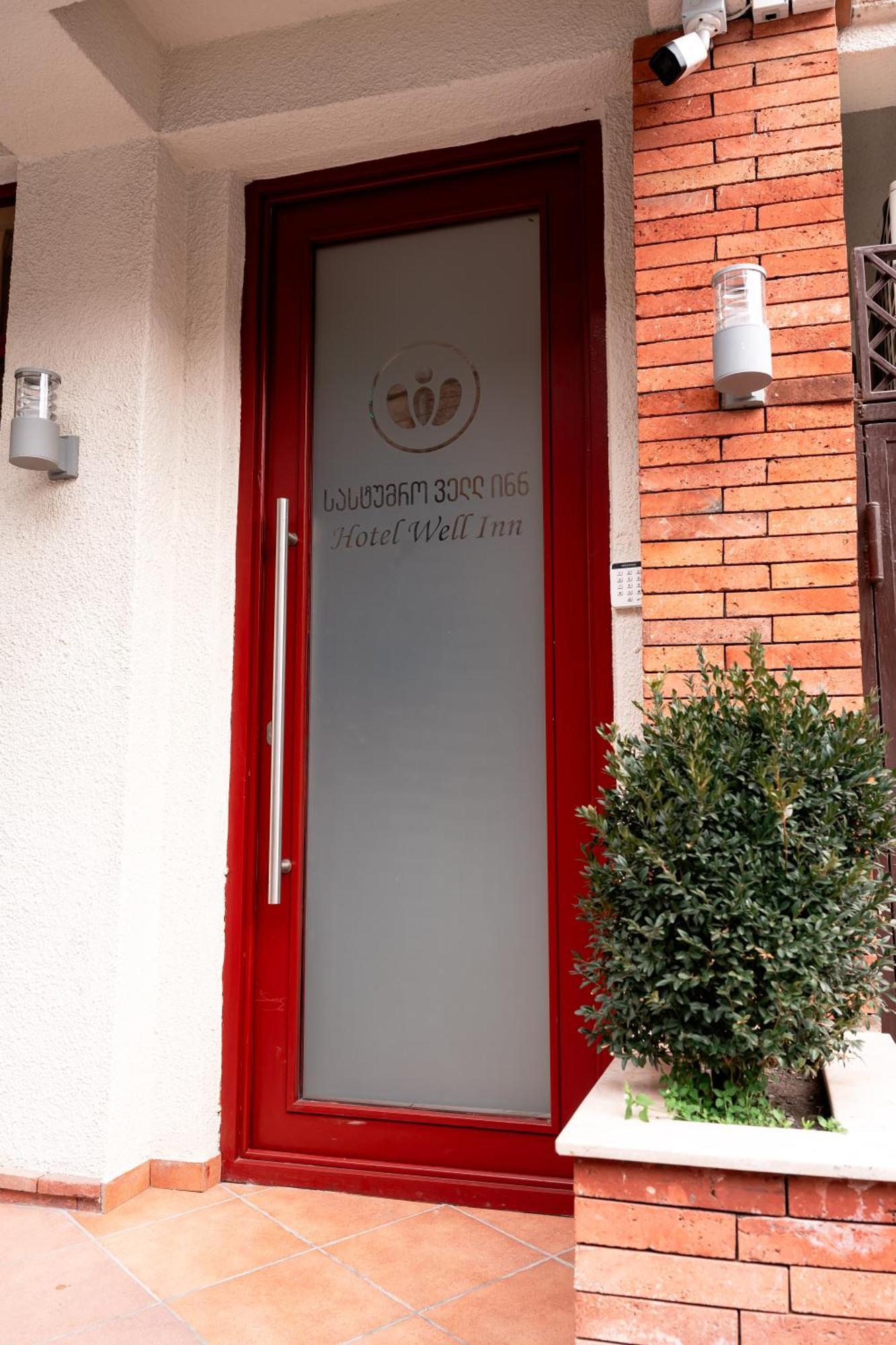 Hotel Well Inn Tiflis Exterior foto